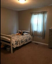 1202 Rosalie Dr in Van Wert, OH - Building Photo - Building Photo