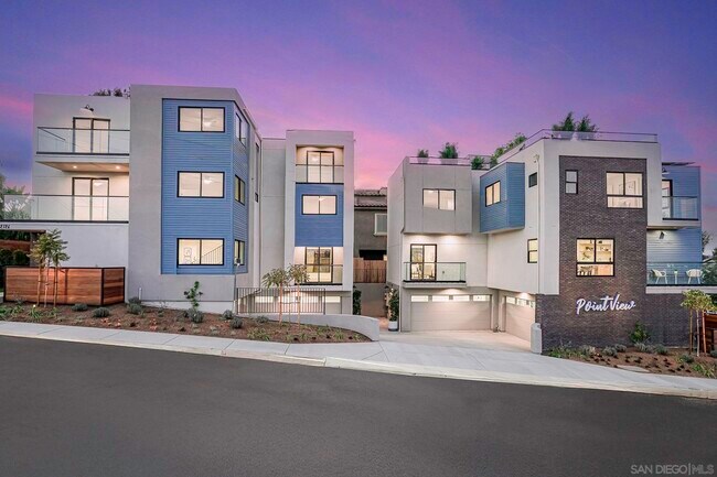2126 San Clemente St in San Diego, CA - Building Photo - Building Photo