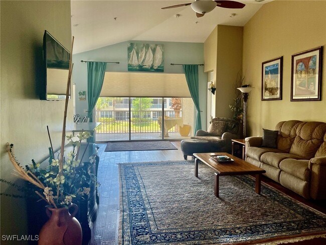 1405 Tiffany Ln in Naples, FL - Foto de edificio - Building Photo