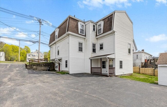 1067-1069-1069 Front St in Weymouth, MA - Foto de edificio - Building Photo
