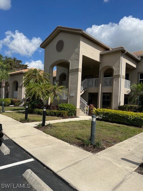 20061 Barletta Ln in Estero, FL - Building Photo