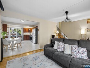 197 Fairview Ave in Bogota, NJ - Building Photo - Building Photo