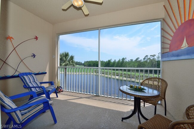 3830 Sawgrass Way in Naples, FL - Foto de edificio - Building Photo