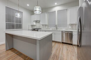 2808 Grand Fountains Dr in Houston, TX - Building Photo