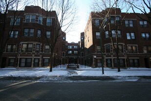 2315-2329 E 70th St Apartamentos