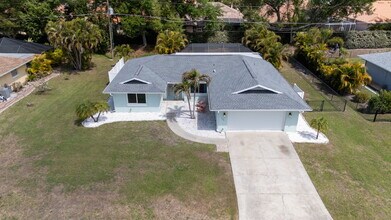 153 Hourglass Dr in Venice, FL - Building Photo - Building Photo