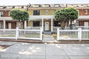 1706 West Virginia Ave NE