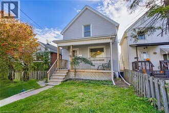118 Garside Ave N in Hamilton, ON - Building Photo - Building Photo