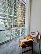 300 S Biscayne Blvd in Miami, FL - Building Photo - Building Photo