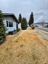 2215 Aberdeen St in Butte, MT - Building Photo - Building Photo