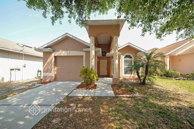 property at 7626 Clovelly Park Pl