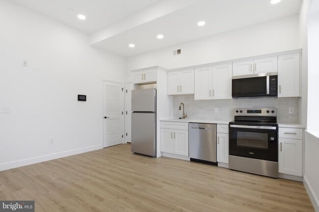 100 W Front St in Media, PA - Building Photo - Building Photo