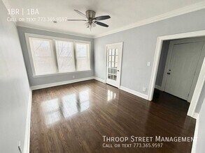 1619 S Komensky Ave in Chicago, IL - Building Photo - Building Photo