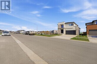 140 Crestview Dr in Middlesex Centre, ON - Building Photo - Building Photo