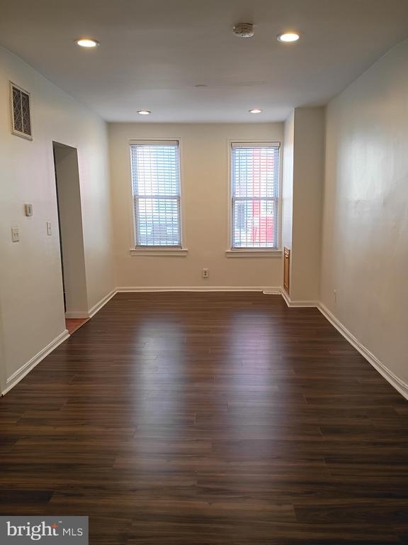 property at 1223 Wylie St NE