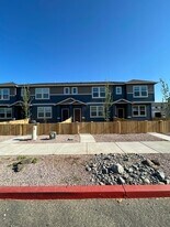 1275 NW Upas Ave in Redmond, OR - Building Photo