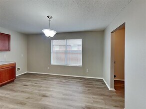 216 Turning Tree Rd in Wilmer, TX - Building Photo - Building Photo