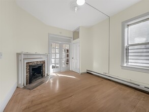 119 S 11th Ave in Mount Vernon, NY - Building Photo - Building Photo