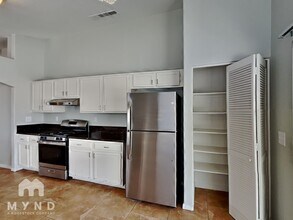 2759 Terrace Stream Ct in Las Vegas, NV - Building Photo - Building Photo