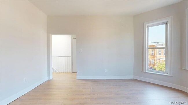 549 Ashford St in Brooklyn, NY - Building Photo - Building Photo