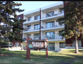 18308-18393 93 Ave NW in Edmonton, AB - Building Photo - Building Photo