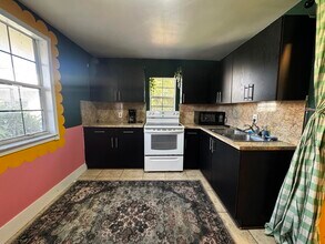 423 SW 7th St in Miami, FL - Building Photo - Building Photo