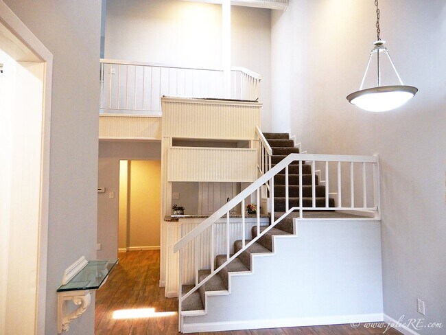 3636 Country Club Dr W in Irving, TX - Foto de edificio - Building Photo