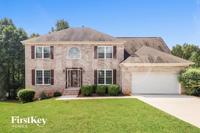 1705 Bennett Dr in Mcdonough, GA - Building Photo