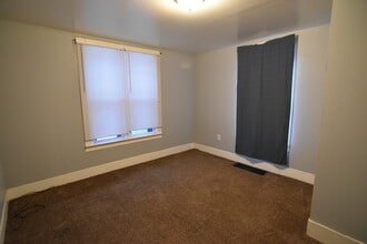 87 Clinton Ave in Cortland, NY - Building Photo - Building Photo