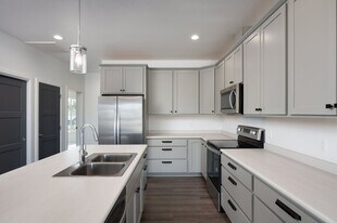 1 Old Yellowstone Trail in Three Forks, MT - Building Photo