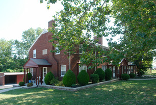 1728 Northwest Blvd Apartments