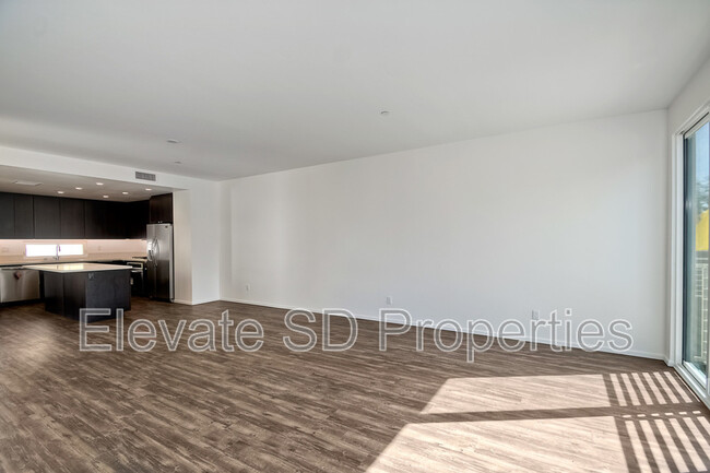 2888 C St in San Diego, CA - Building Photo - Building Photo