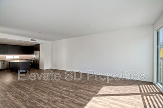 2860 C St in San Diego, CA - Building Photo - Building Photo