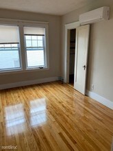 352 Chandler St in Worcester, MA - Foto de edificio - Building Photo