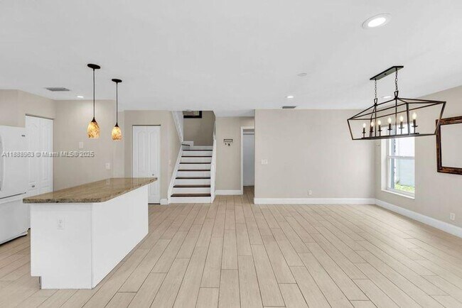 10766 Crescendo Cir in Boca Raton, FL - Building Photo - Building Photo