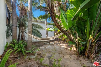 708 Marr St in Los Angeles, CA - Building Photo - Building Photo