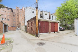 3301 Guilford Ave in Baltimore, MD - Foto de edificio - Building Photo