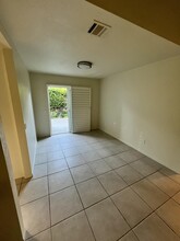 74960 San Simeon Dr in Palm Desert, CA - Building Photo - Building Photo