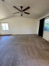 5391 Stonethrow Ct in Redding, CA - Building Photo - Building Photo