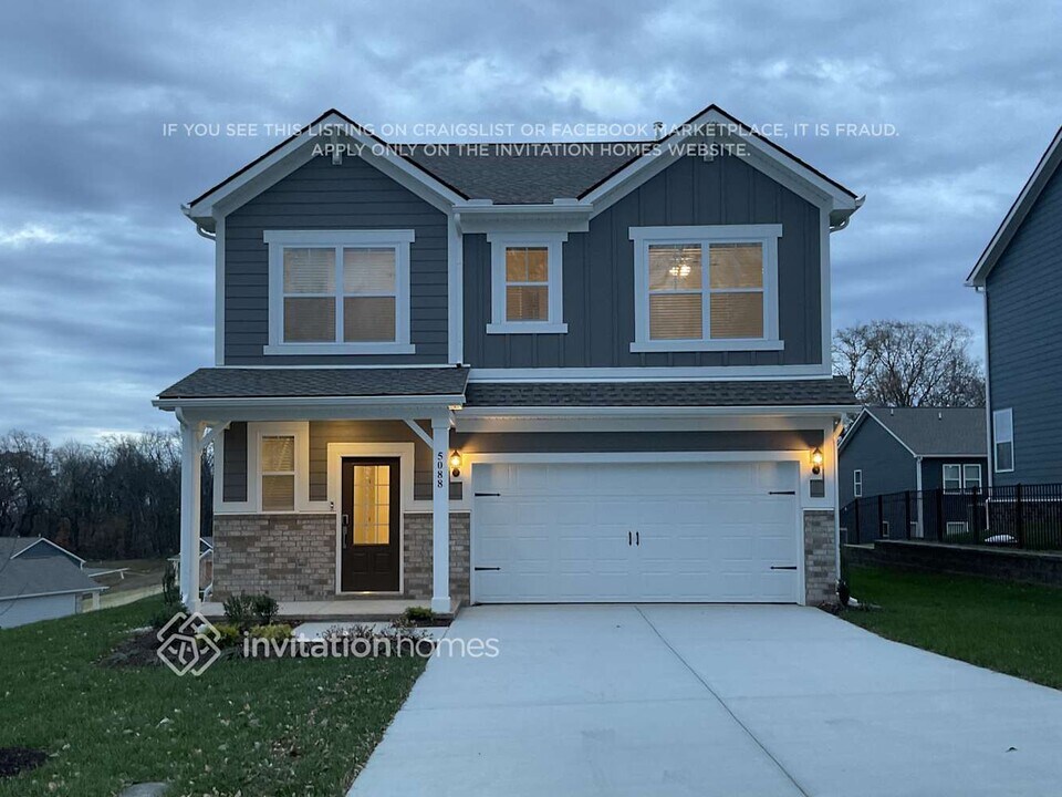 5088 Mifford Dr in Smyrna, TN - Building Photo