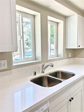 2127 N Mountain View Ave in San Bernardino, CA - Building Photo - Building Photo