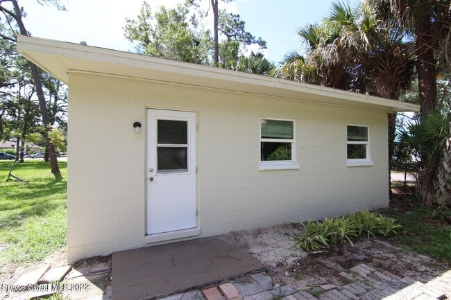 1044 S Wickham Rd in Melbourne, FL - Building Photo - Building Photo