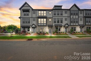 411 Jetton St in Davidson, NC - Building Photo