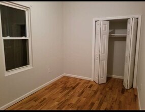 45 Hawkins St in Newark, NJ - Building Photo - Building Photo