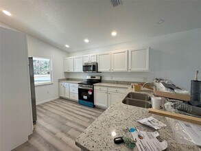 8850 E Ogden Ln in Floral City, FL - Building Photo - Building Photo