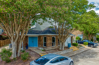 Willowbrook North Townhomes in Austin, TX - Foto de edificio - Building Photo