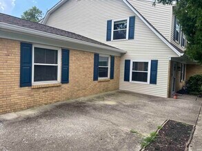 3106 S Carnaby St in Bloomington, IN - Building Photo - Building Photo
