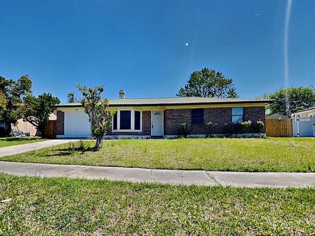 property at 2461 Sharon Lake Dr