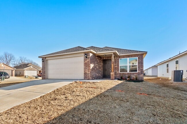 846 E Sparrow Cir in Fayetteville, AR - Building Photo - Building Photo
