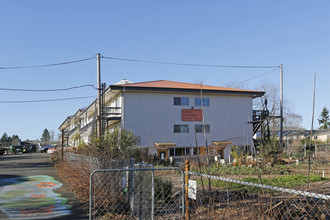 Kailash Ecovillage in Portland, OR - Building Photo - Building Photo